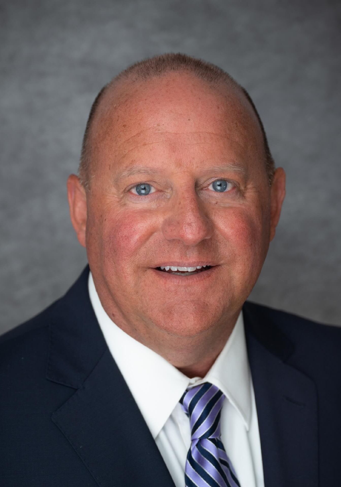 Headshot 1 small 3mb